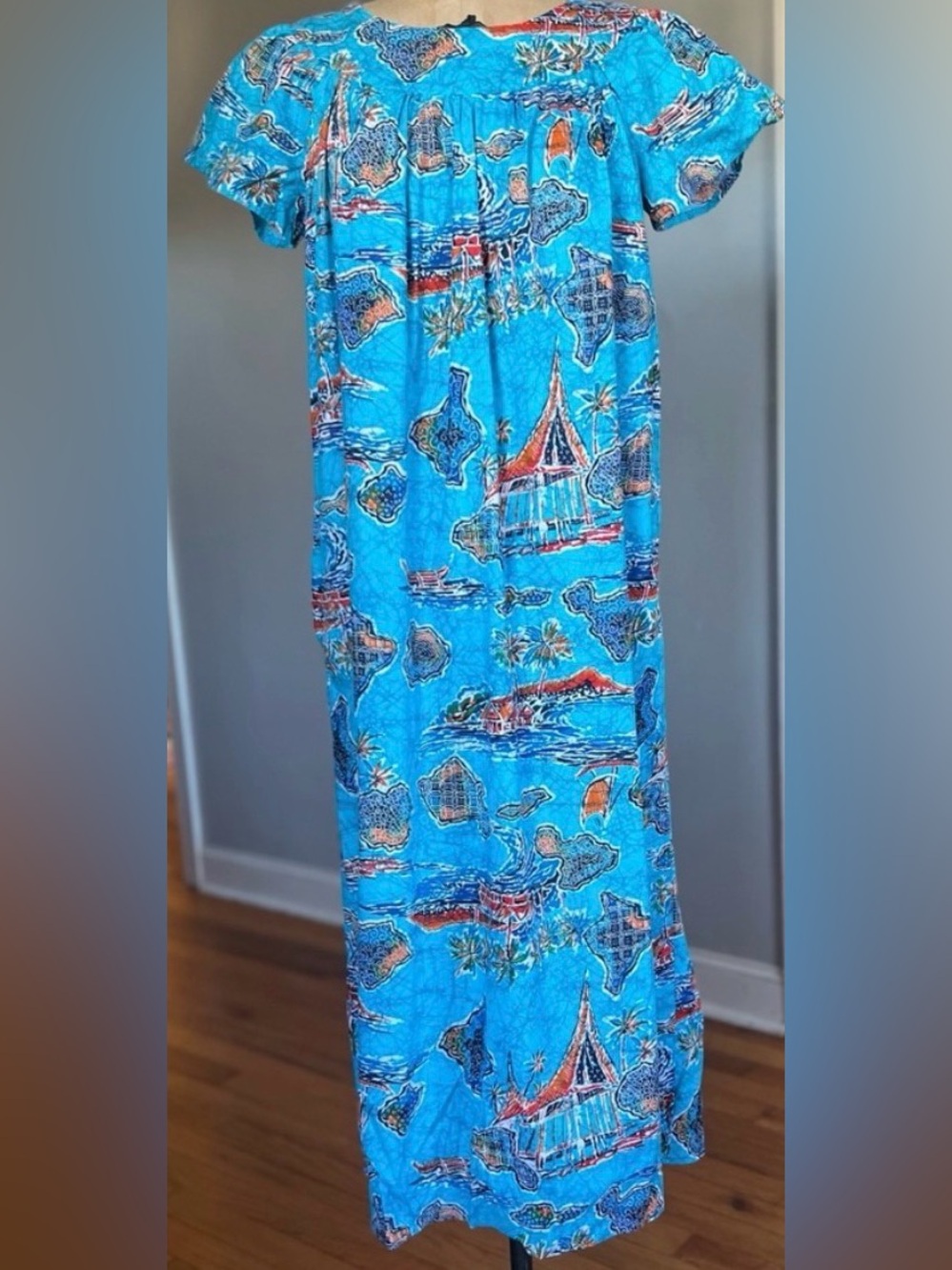 Vintage Hawaiian Handmade by Betty Muumuu Dress